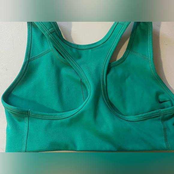 Nike sports bra womens size XS -NWT - Picture 2 of 2